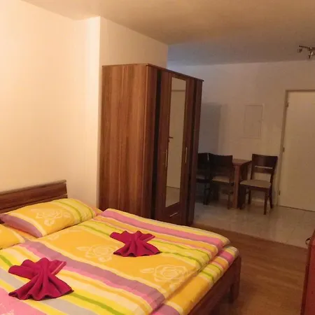 Διαμέρισμα Em